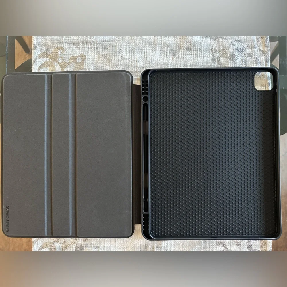 iPad Pro 12.9” Folding Case with Pencil Holder